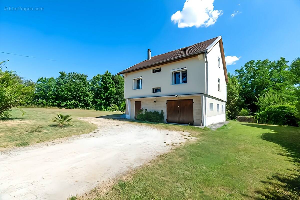 Maison à LES ABRETS