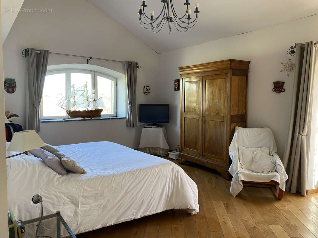 Maison à PIOLENC