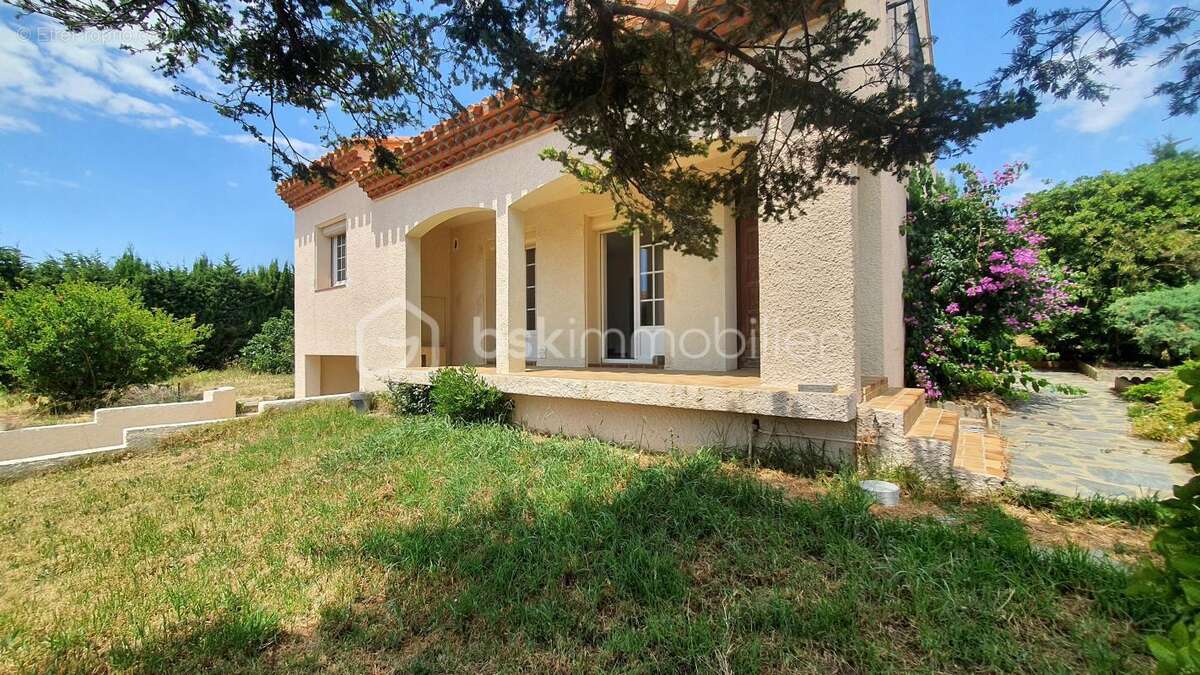 Maison 103 m² – 3 chambres – 2 salles d'eau – terrain 716 m² – garage - photo 3