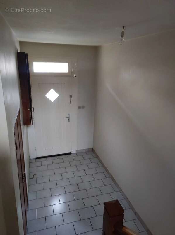 Maison à CHATELAUDREN