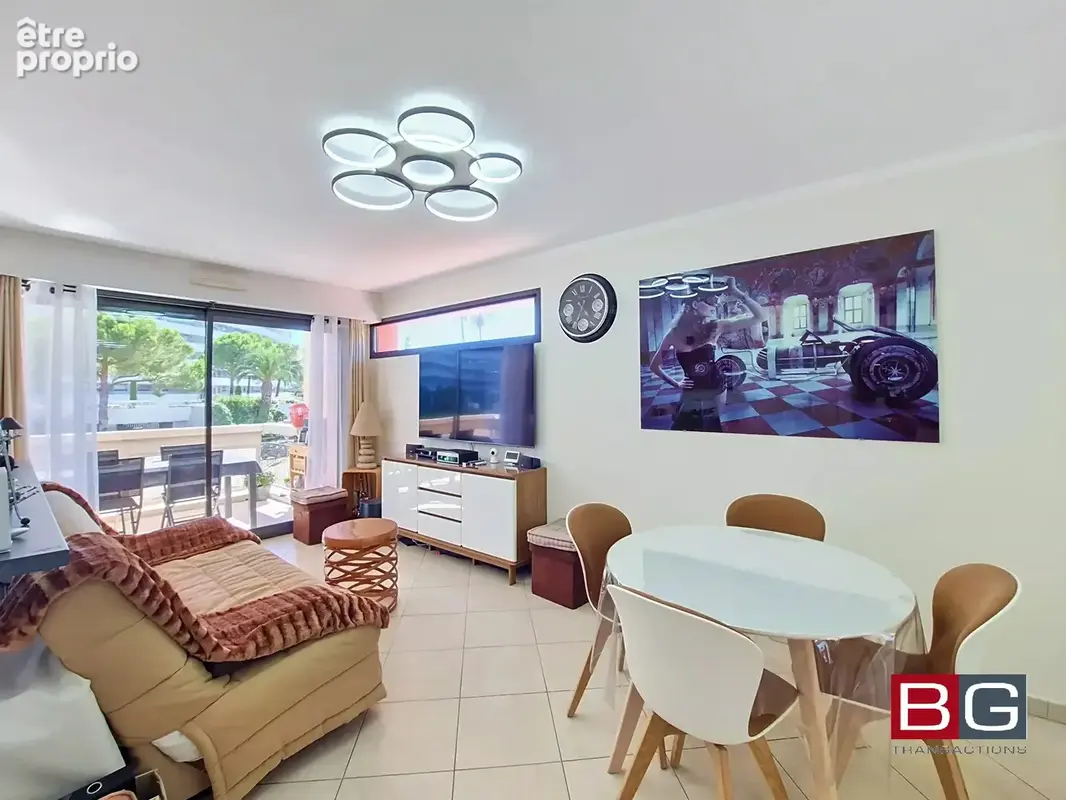 Photo Appartement à Villeneuve-Loubet au prix de 349 000€