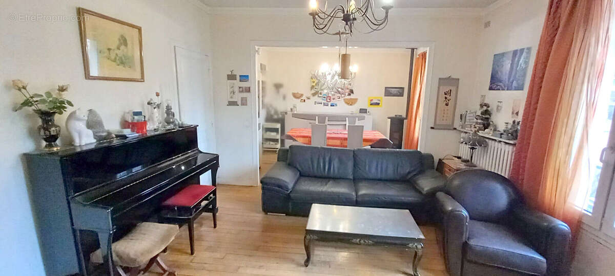 Maison à LES PAVILLONS-SOUS-BOIS