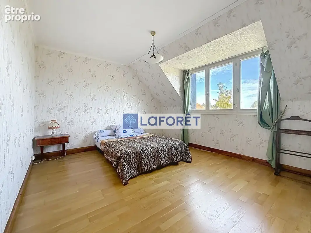 Maison 6 pièces 140 m² à vendre à Maurepas (78310) - photo 10