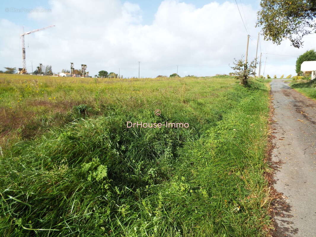 Terrain à GEMOZAC