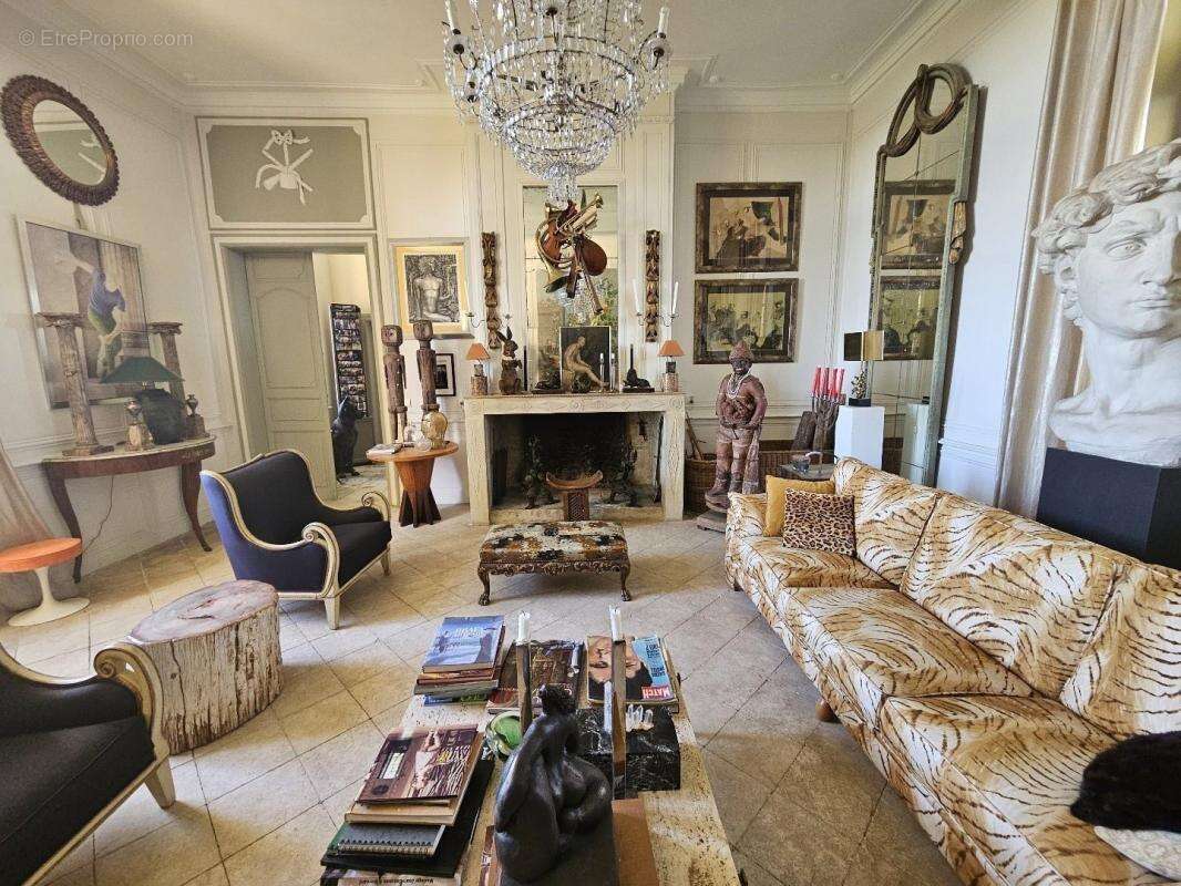 Maison à PORT-SAINTE-MARIE