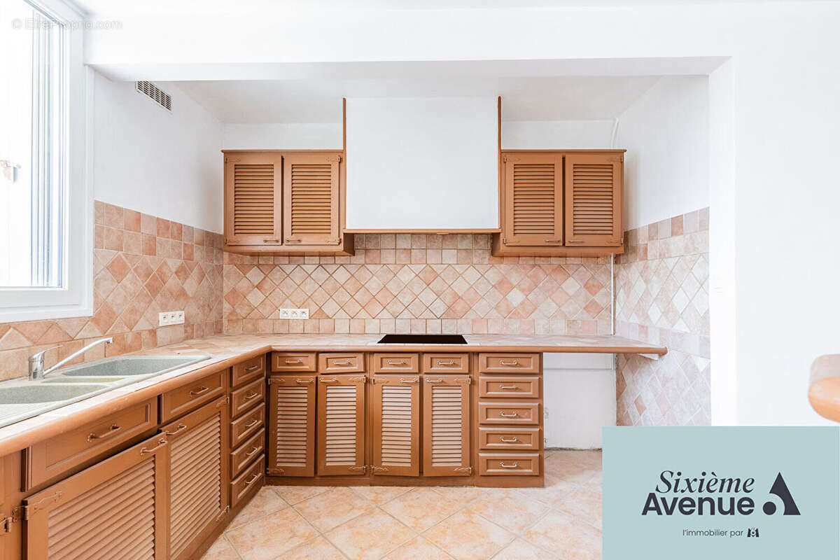 Appartement à CHILLY-MAZARIN