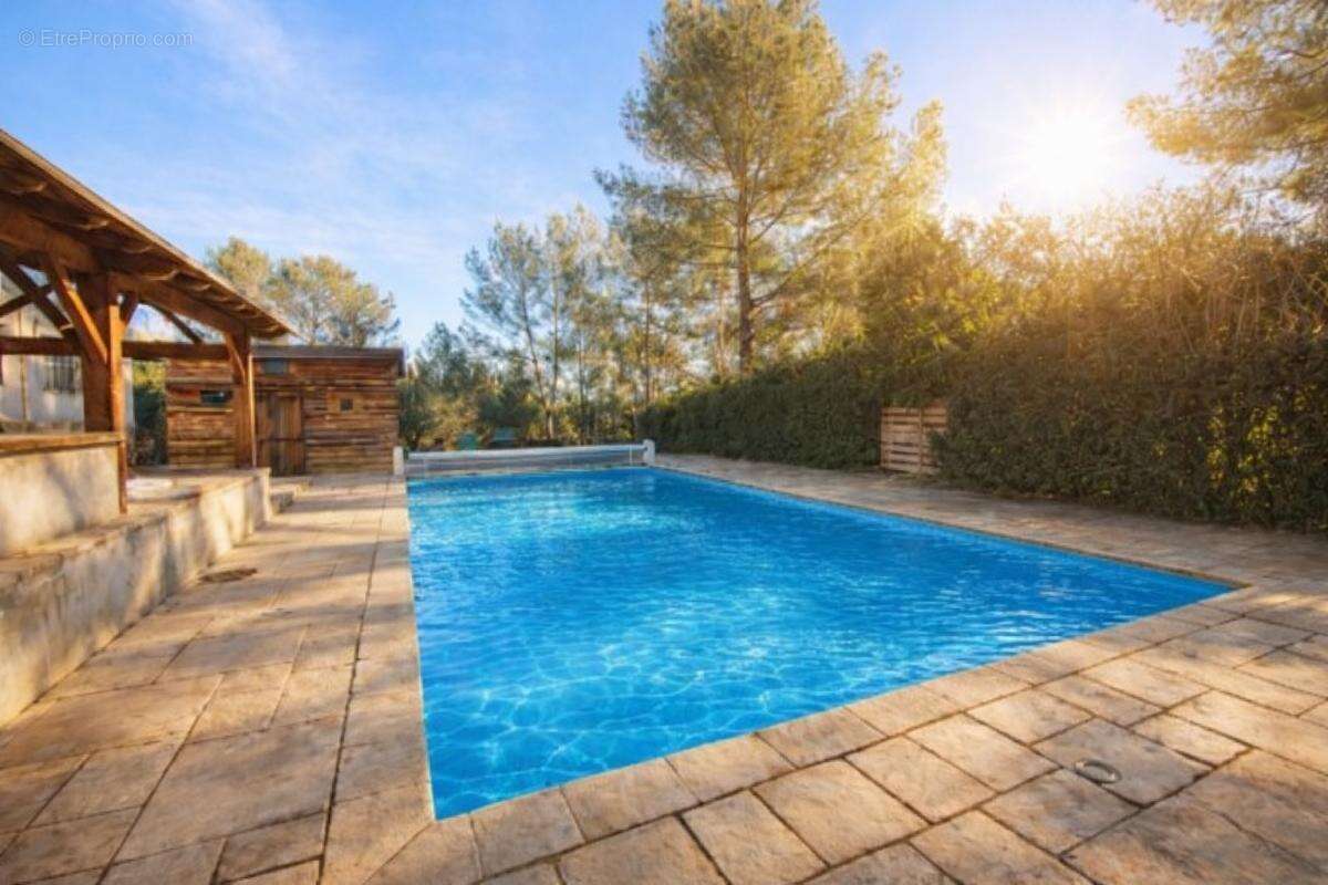 Appartement à MARSEILLE-12E