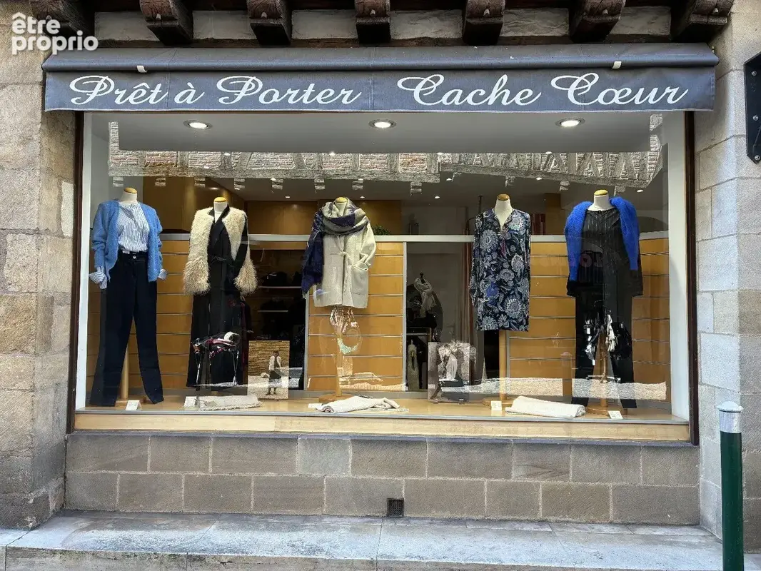 Très belle boutique de lingerie et prêt-à-porter haut de gamme Fonds de commerce - photo 11