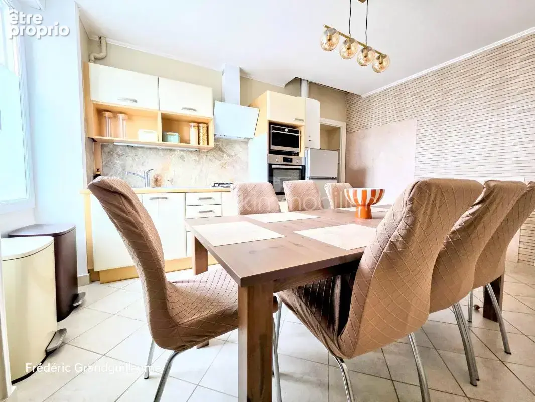  Coup de cœur assuré pour ce superbe T3 lumineux et parfaitement agencé à Saint-Brice-Courcelles ! - photo 6