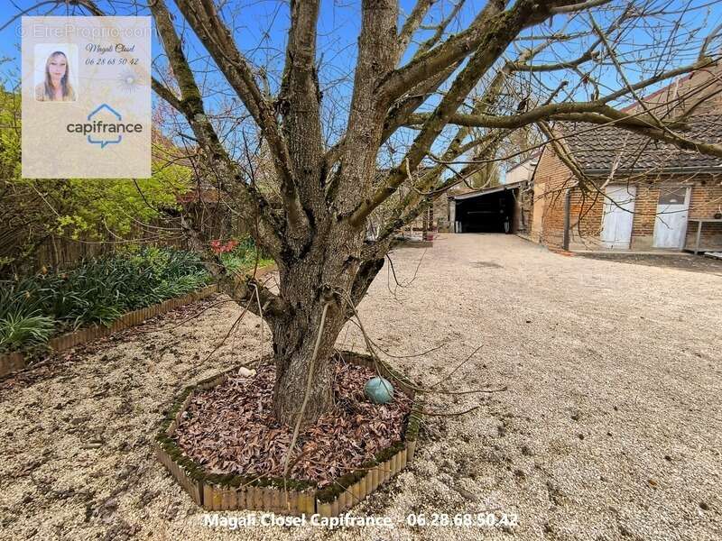 Maison à MERVANS