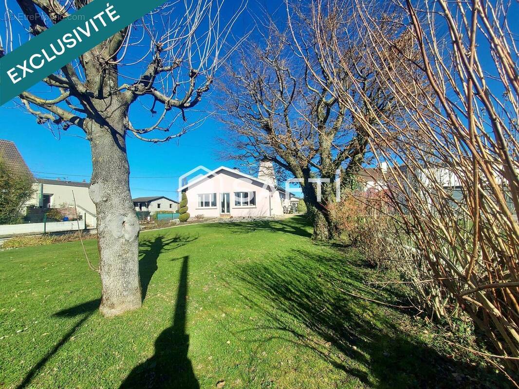 Photo 1 - Maison à VILLAGE-NEUF