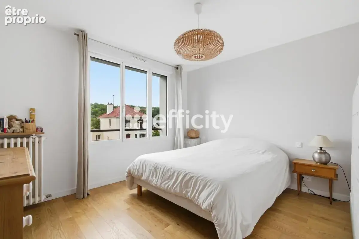 Maison 151 m² à La Celle-Saint-Cloud  - photo 10
