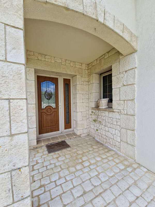 Maison à MAGNANVILLE