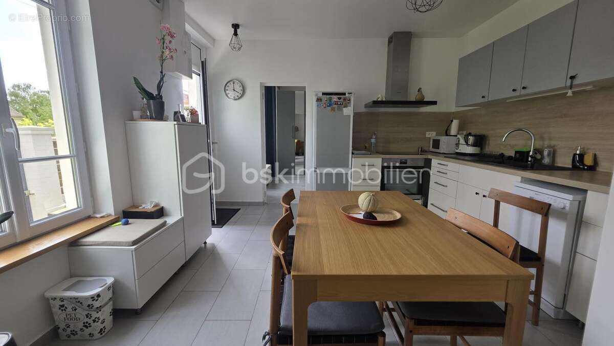 Maison plain-pied 50 m2 + combles - 3 chambres - cave et jardin - photo 2