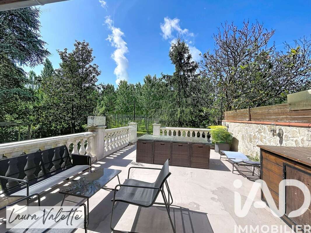 Maison 110 m² à Golfech  - photo 3
