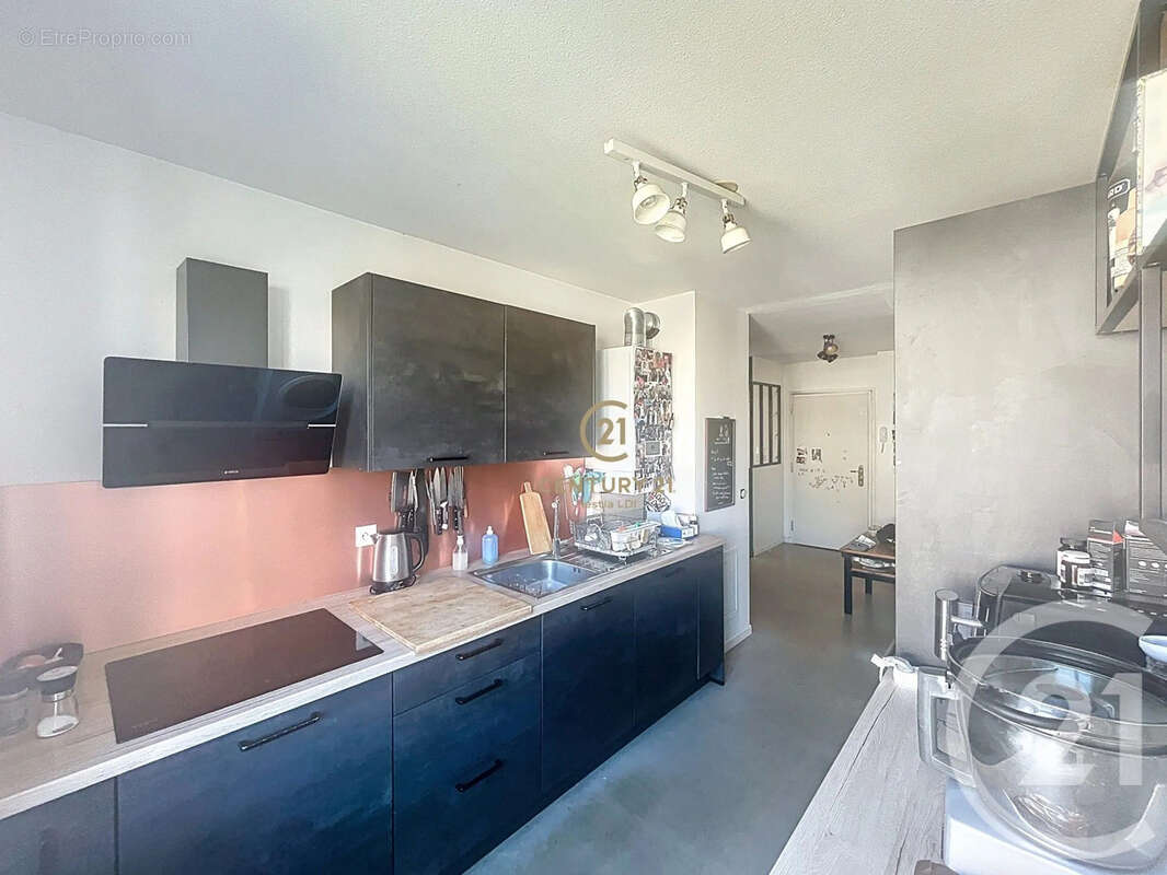 Appartement à LYON-8E