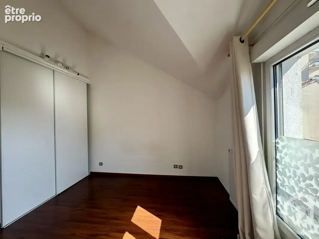 Appartement 85 m² à Villeurbanne  - photo 16