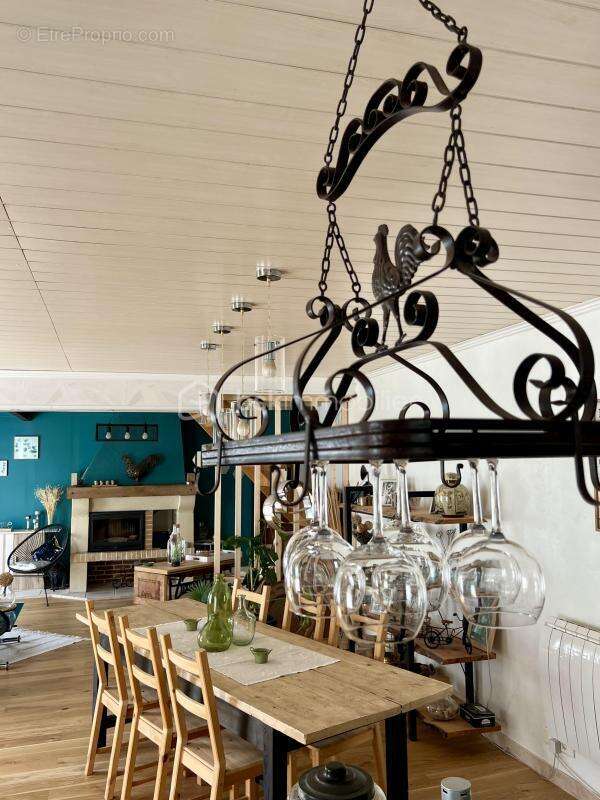 Maison à BAZOCHES-LES-GALLERANDES