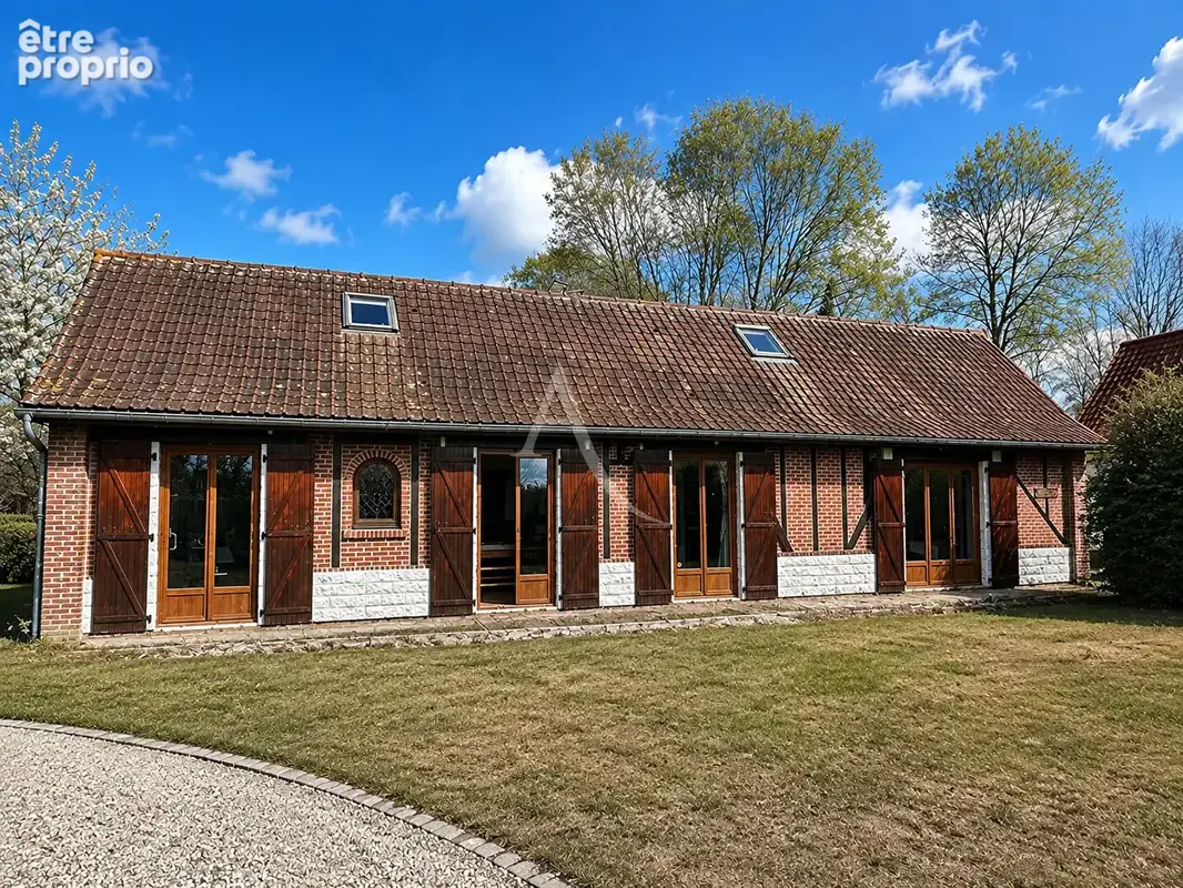 Maison à FAVIERES