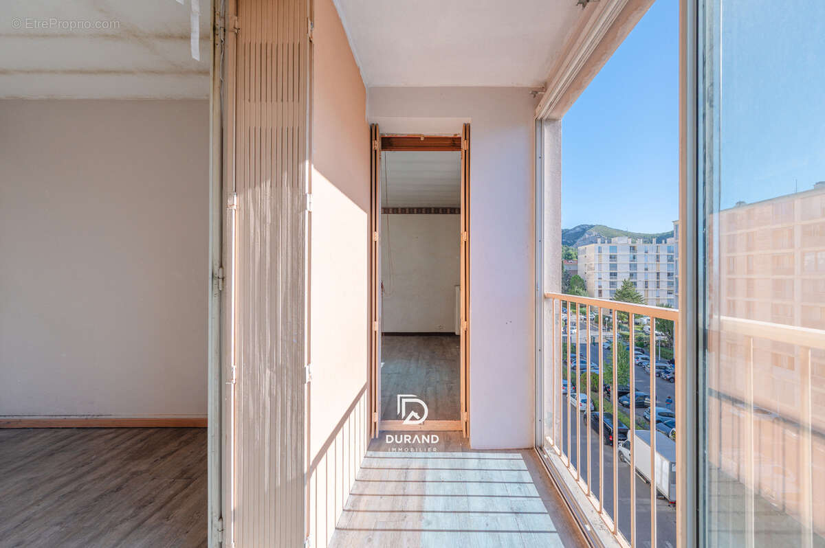 Appartement à MARSEILLE-10E