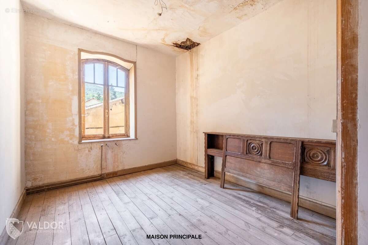 Maison à BEAUJEU