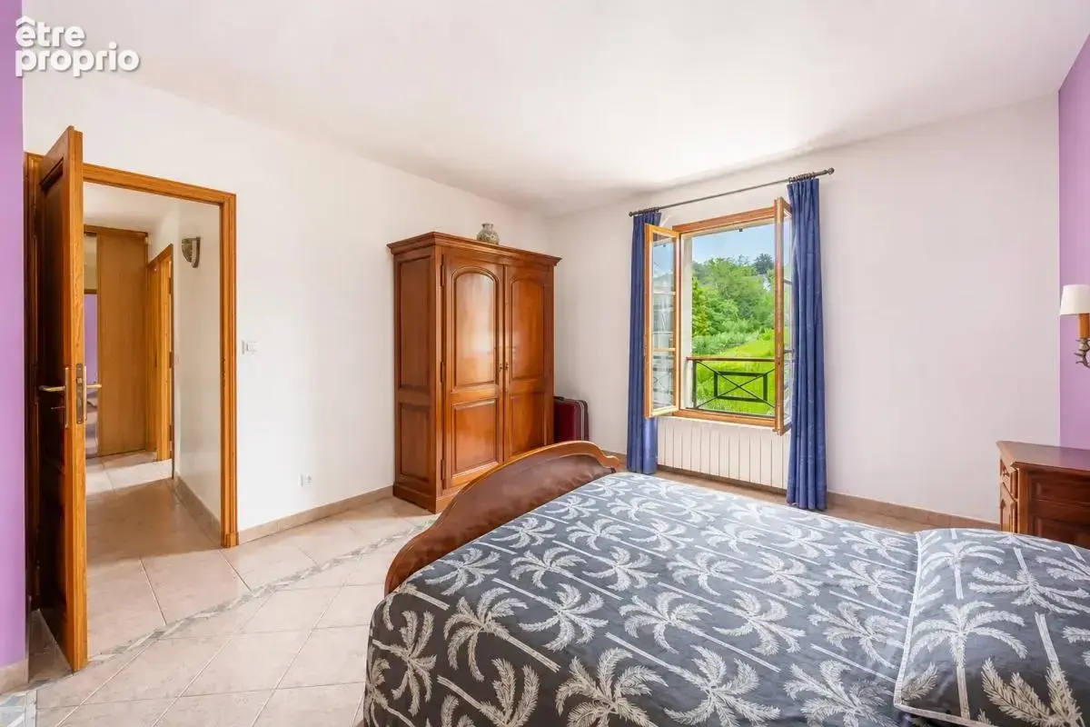 Maison de 8 pièces de 214 m² à Presles - photo 11