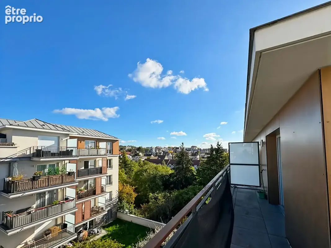Dernier etage proche rer a avec deux places de parking - photo 9