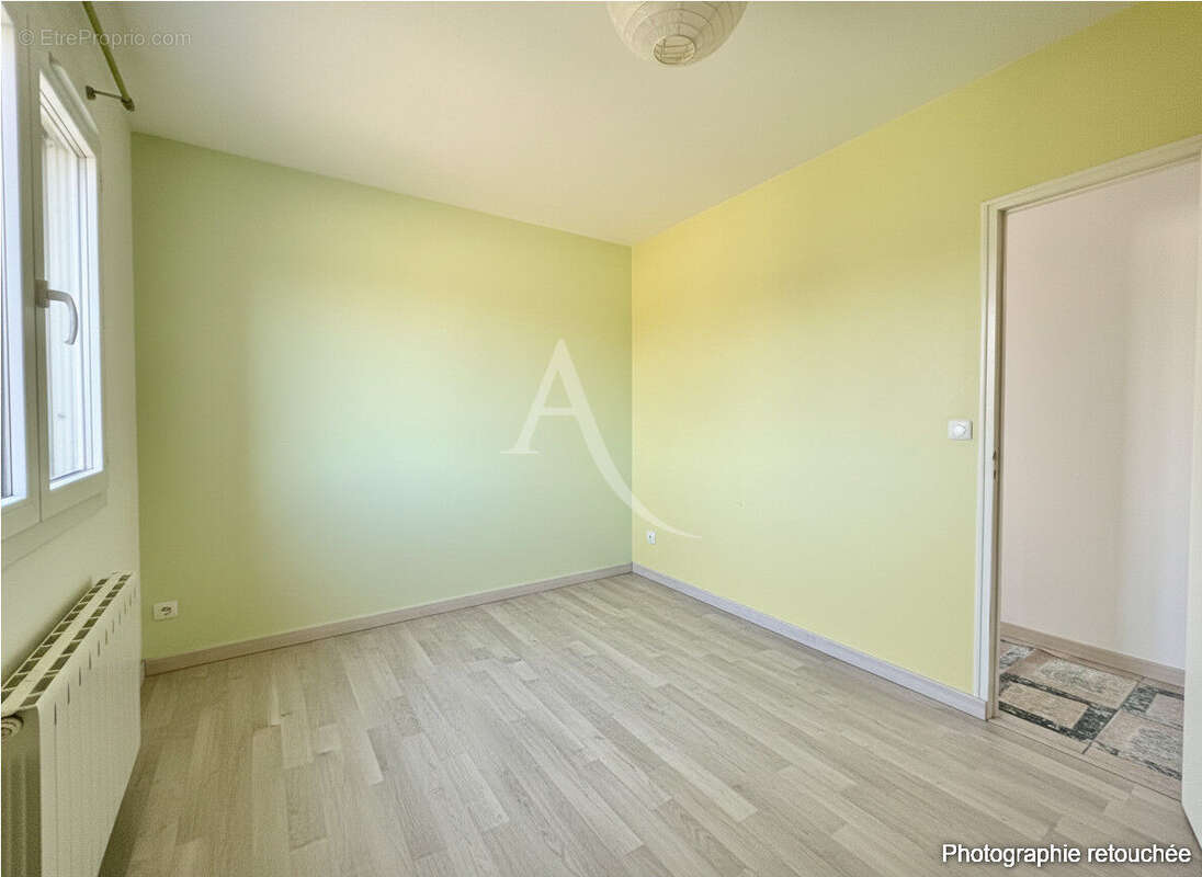 Appartement à SAINT-JEAN-DE-BRAYE