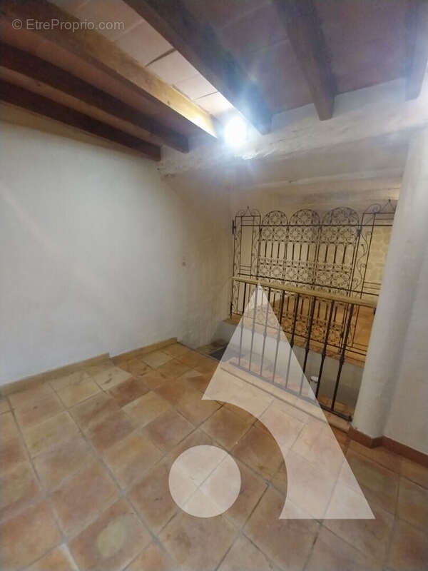 Appartement à LE MUY