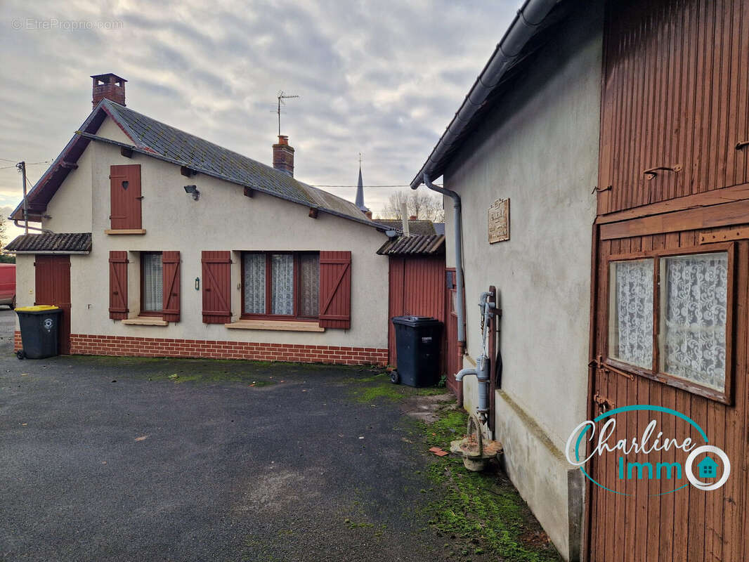 Maison à EPAUMESNIL