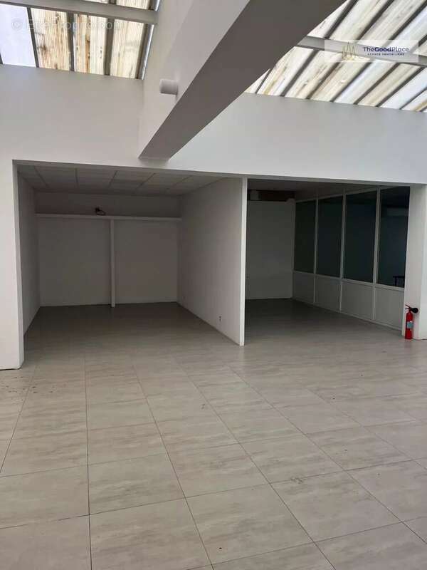 Commerce à MARSEILLE-13E