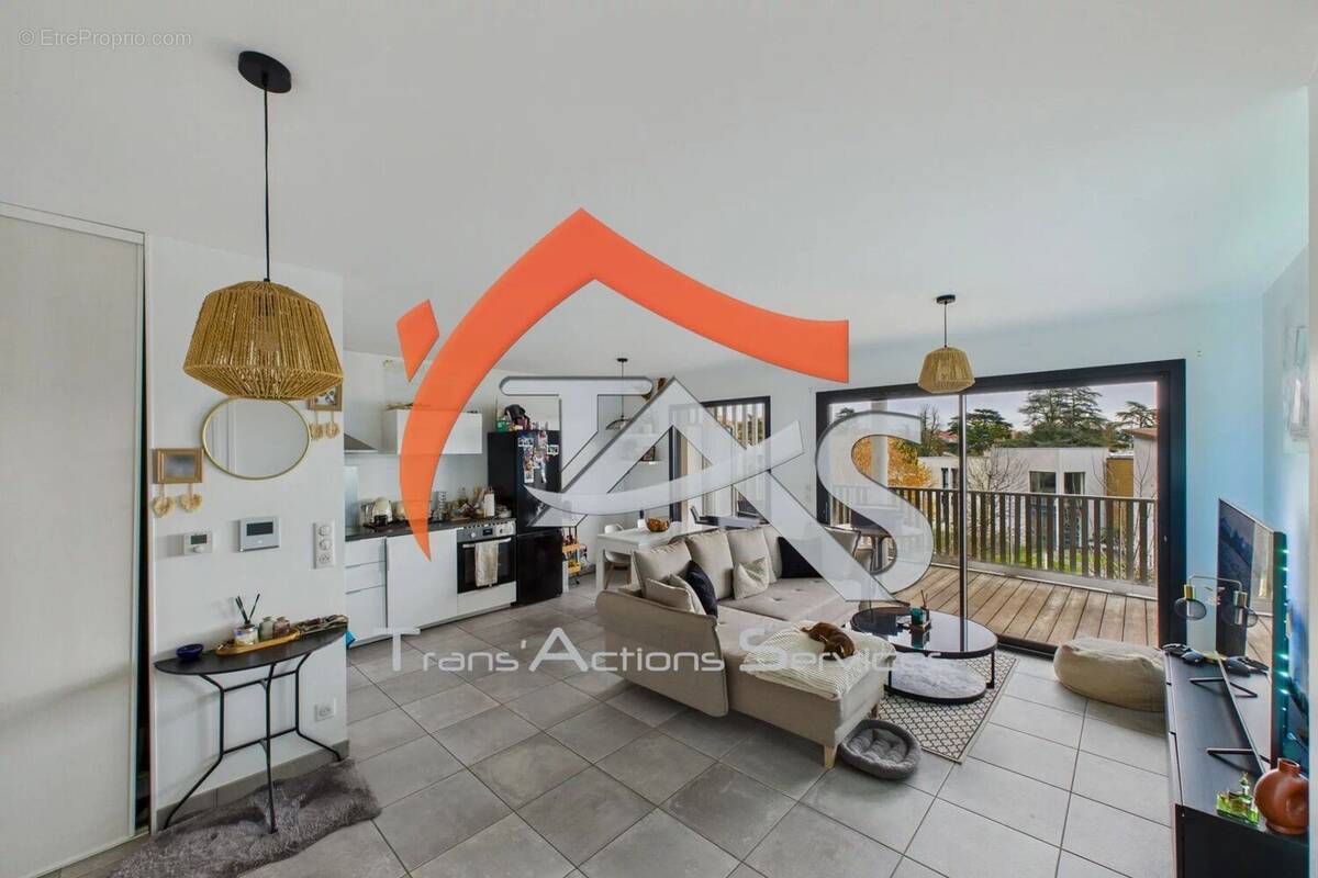 Appartement à LA TALAUDIERE