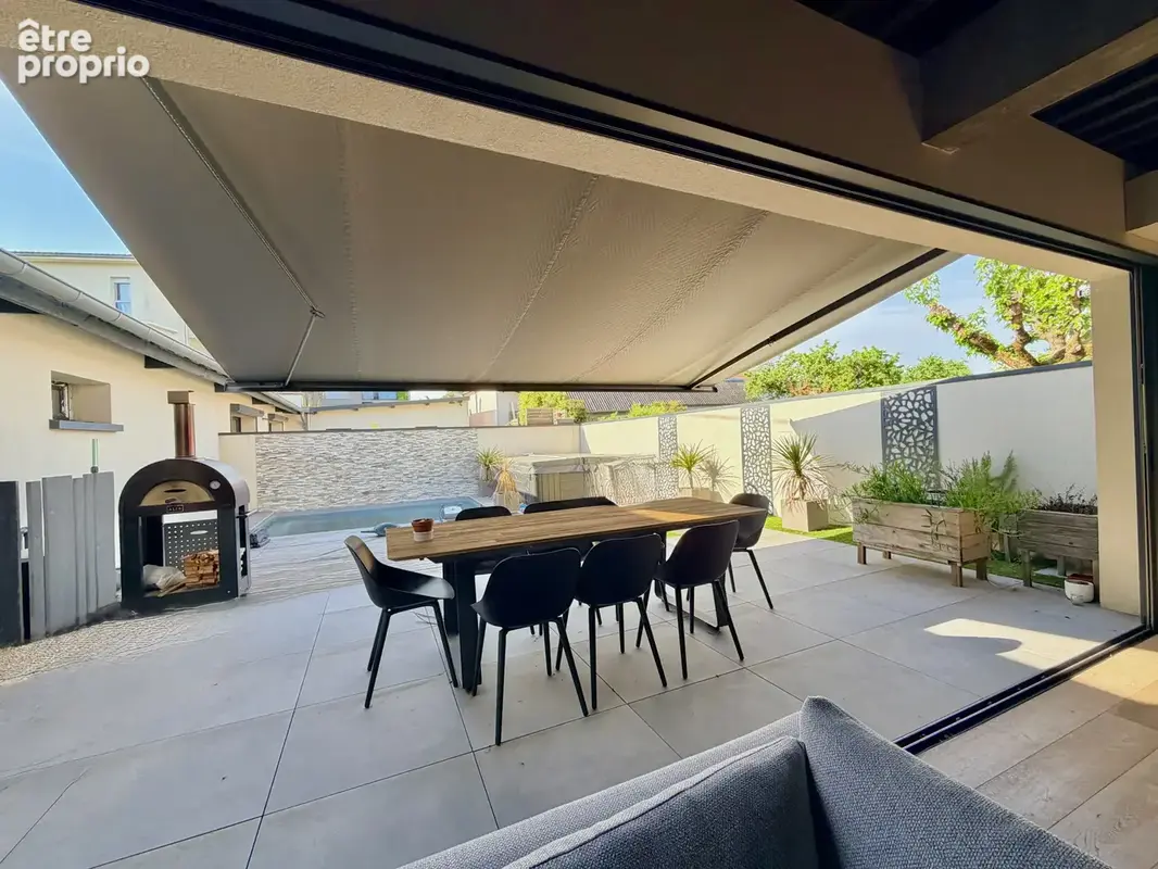 Photo Maison à Anse au prix de 530 000€
