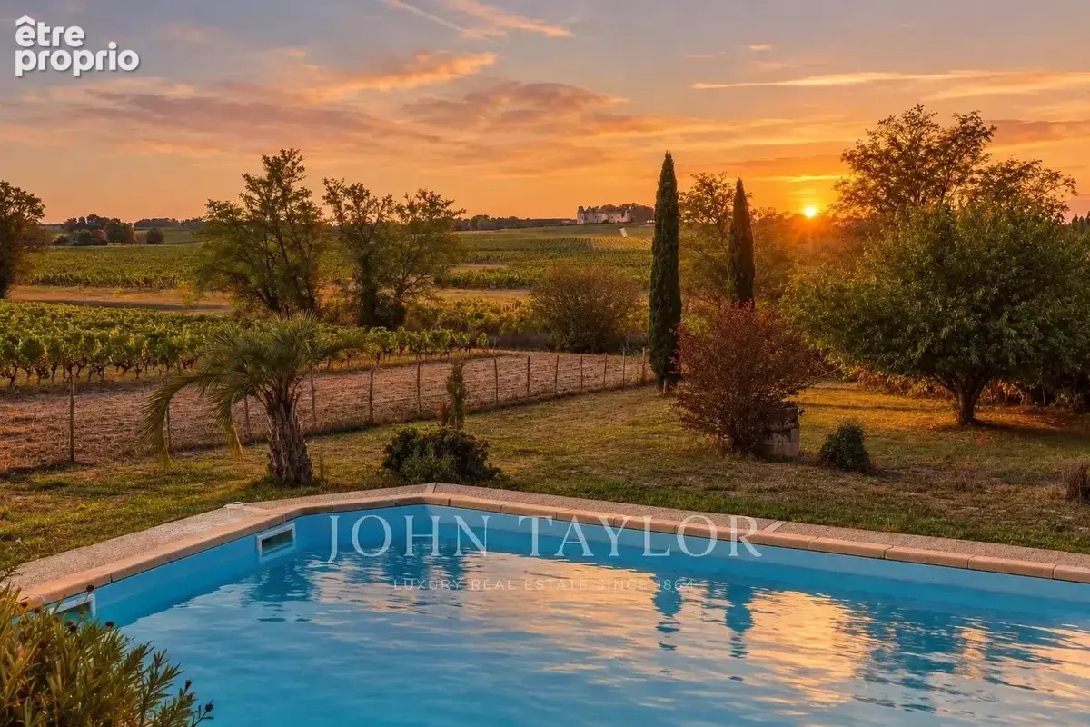 Maison familiale de caractère avec vue exceptionnelle – exclusivite john taylor bordeaux - photo 2