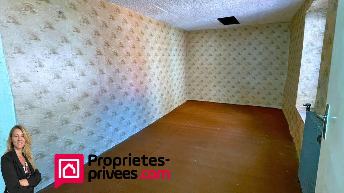 Maison à SAINT-VICTOR-SUR-RHINS