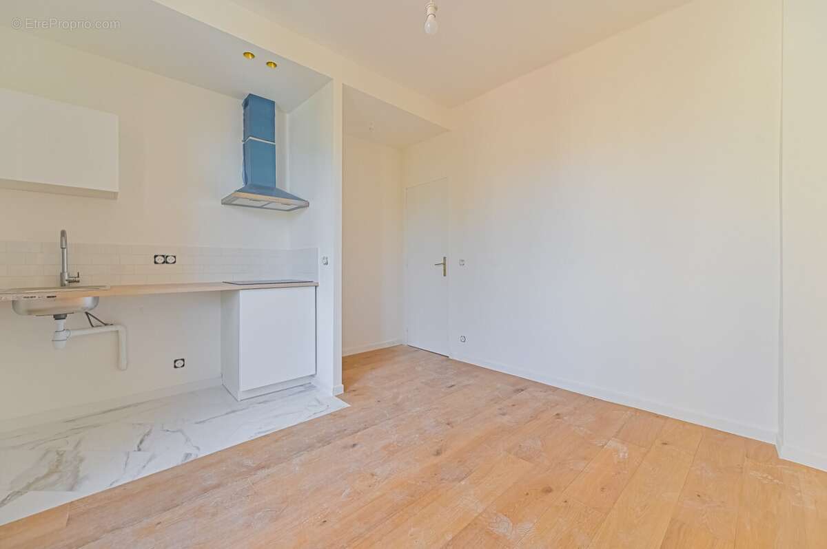 Appartement 28 m² à Les Lilas  - photo 5