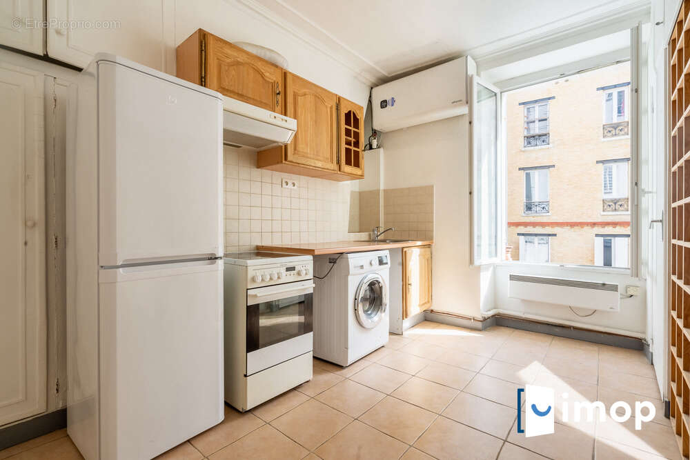 Appartement à PARIS-11E