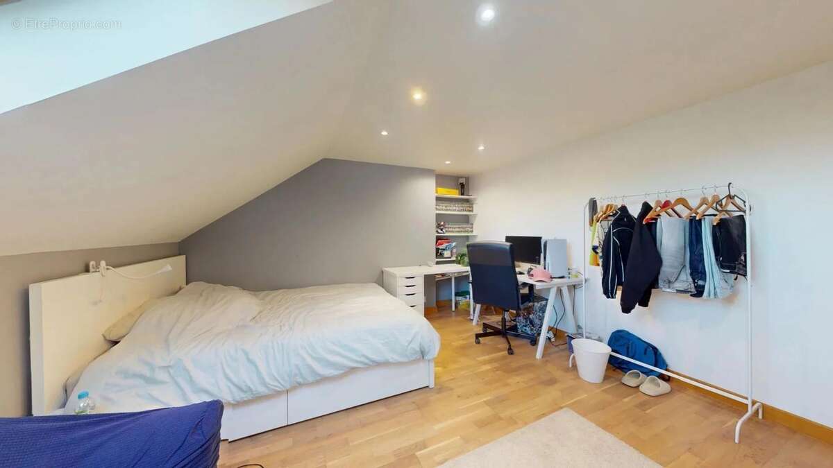 Maison à LES LOGES-EN-JOSAS