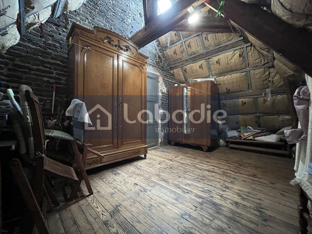 Maison à SAINT-PIERRE-DU-REGARD