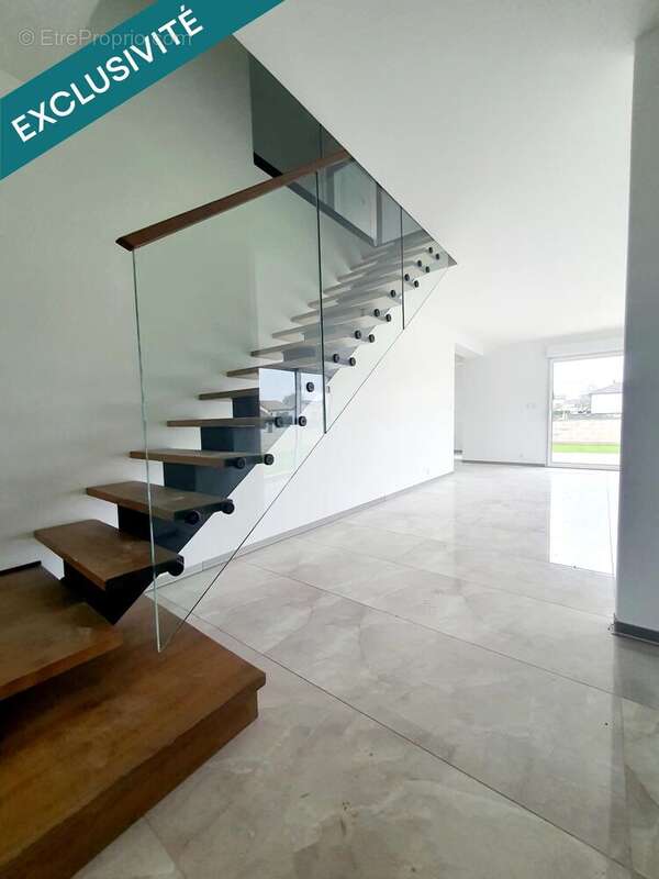 Photo 3 - Maison à THIERVILLE-SUR-MEUSE