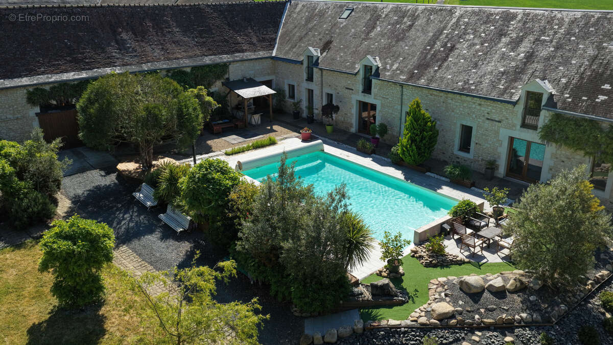 Maison à SAINTE-MAURE-DE-TOURAINE