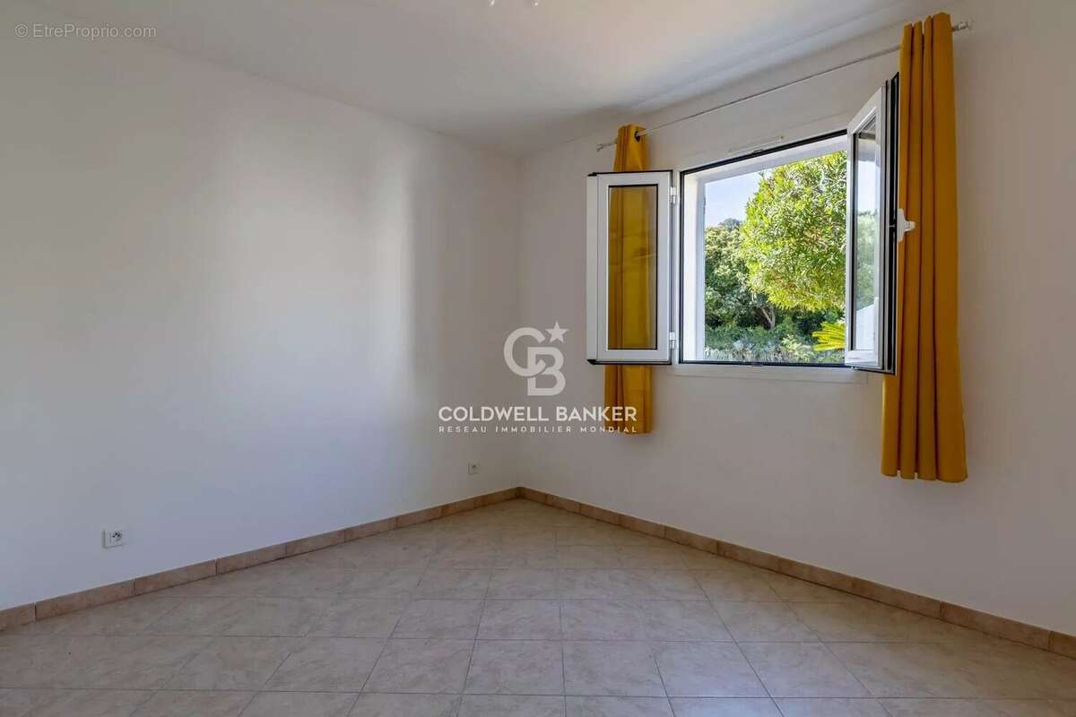 Appartement à L'ILE-ROUSSE