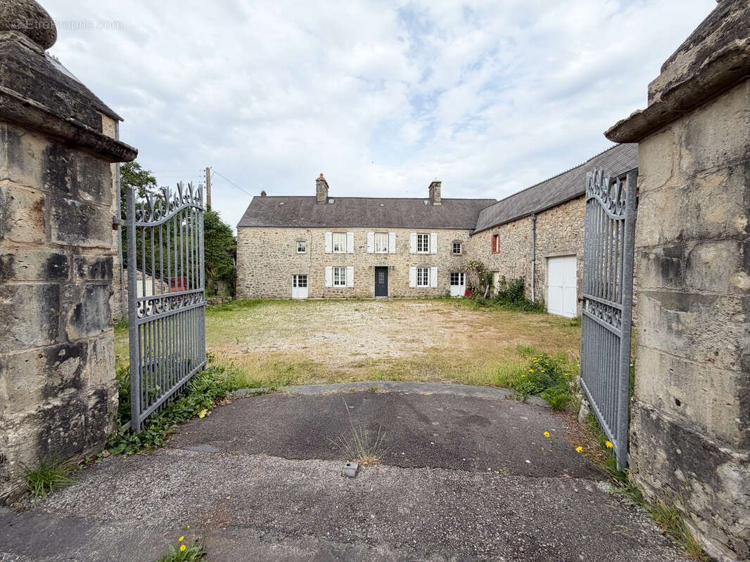 Maison à SOTTEVAST