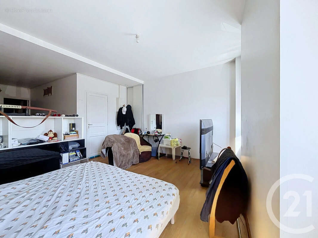 Appartement 32 m² à Sens  - photo 2