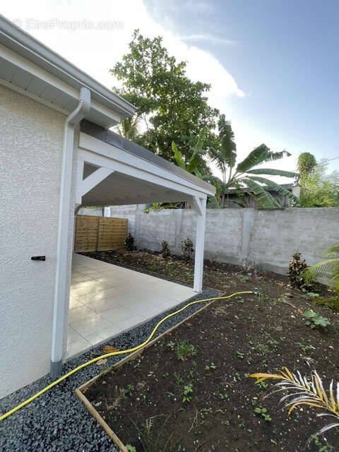 Jolie villa f3 neuve avec belle terrasse belle cuisine  jardin et parking interieur clos. - photo 17