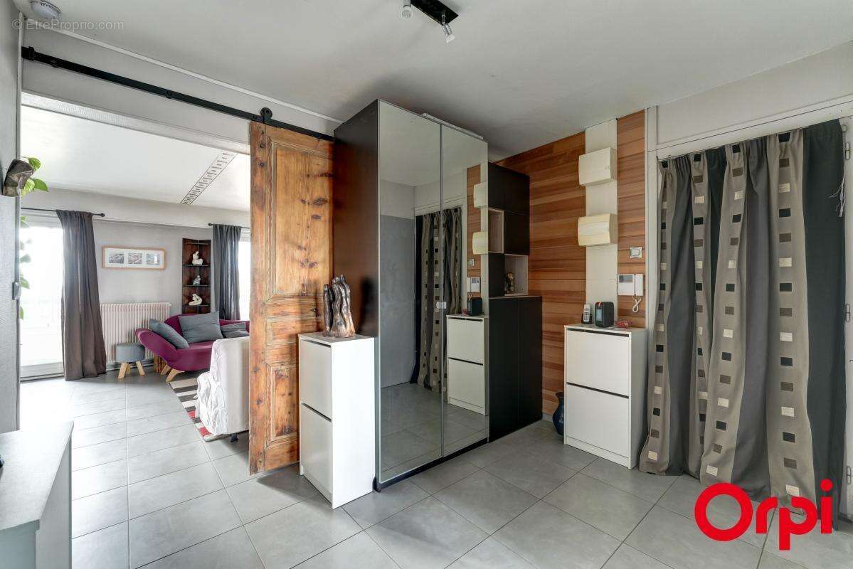 Appartement à CALUIRE-ET-CUIRE