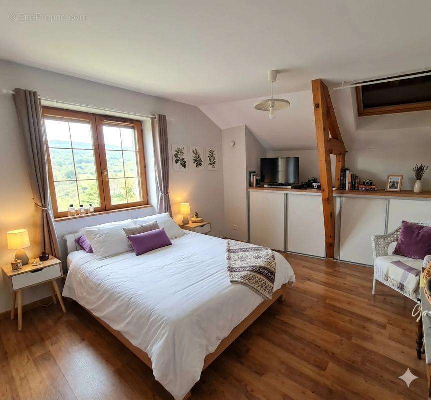 Maison en pierres de 140 m² avec vue panoramique sur Najac - photo 8