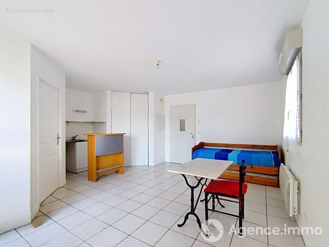 Appartement 27 m² à Salies-De-Bearn  - photo 4
