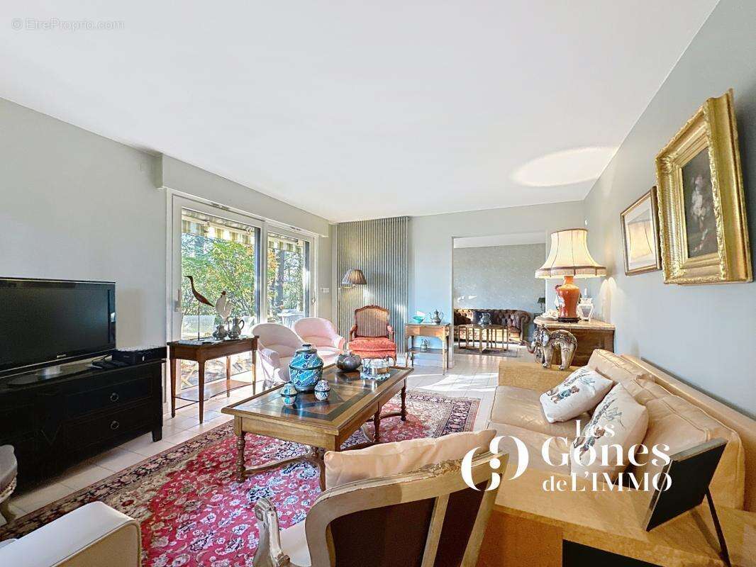 Appartement à CRAPONNE