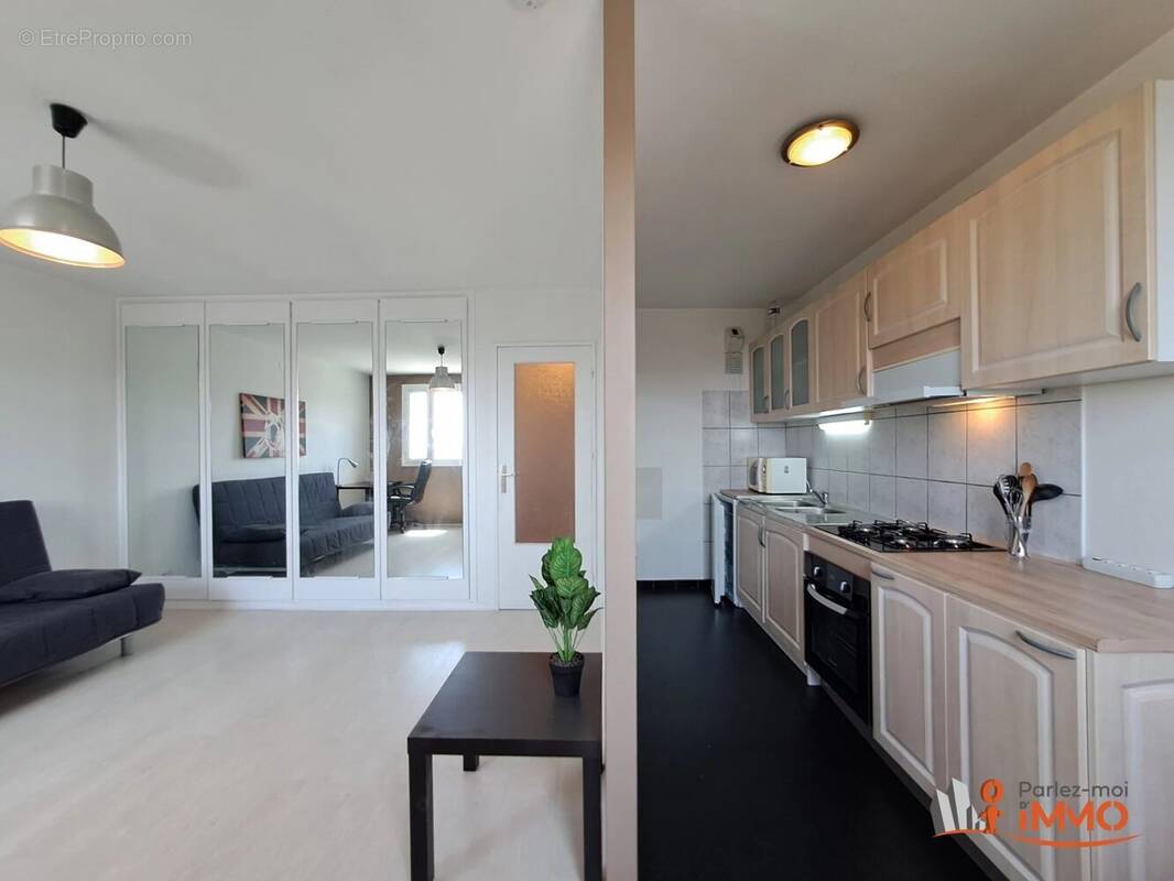 Appartement à SAINT-ETIENNE